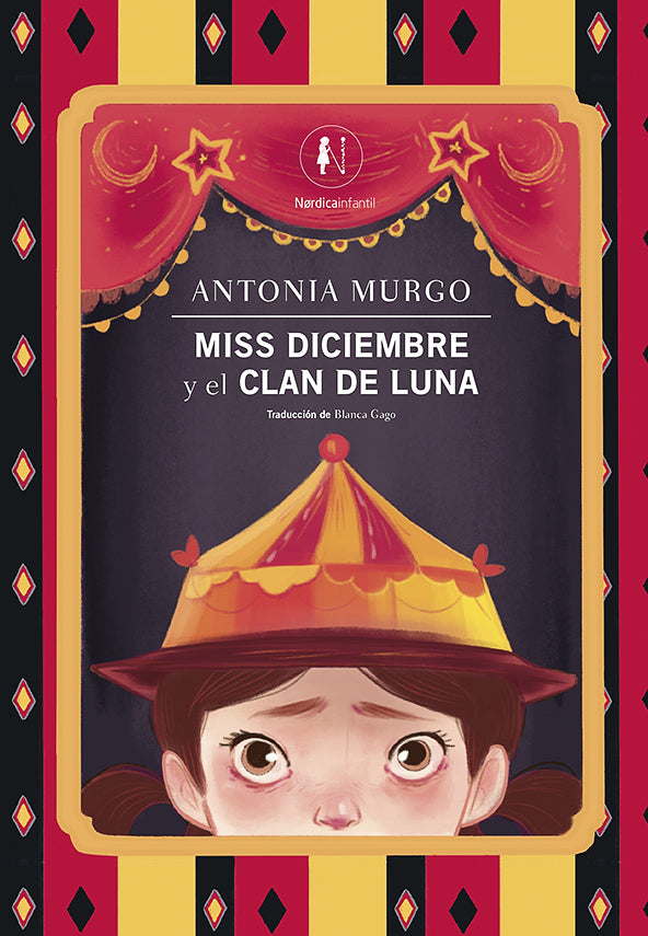 Miss Diciembre y el clan de la Luna